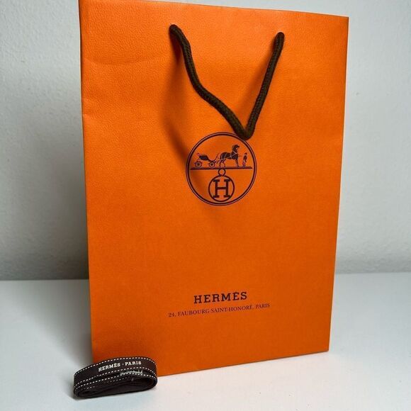 Authentic Hermes Empty Orange Shopping Gif Bag 11” x 8” x 3” - Picture 1 of 9